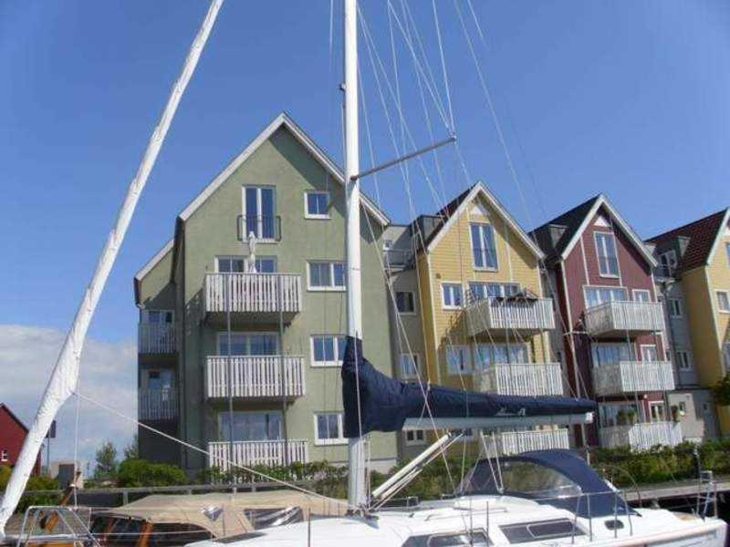 Ferienwohnung Marina Am Ryck グライフスヴァルト エクステリア 写真