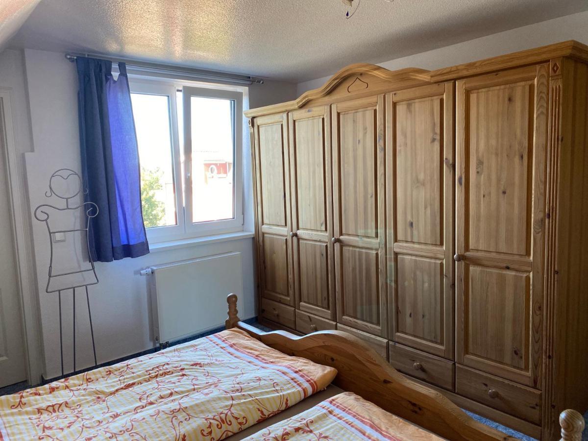 Ferienwohnung Marina Am Ryck グライフスヴァルト エクステリア 写真